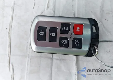 2015 Toyota Sienna Se 8 Passenger z USA, uszkodzony, nr VIN 5TDXK3DC2FS585328